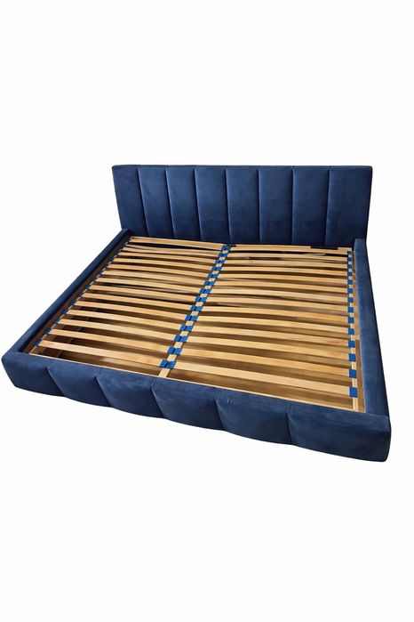 Łóżko 180x200  granatowe