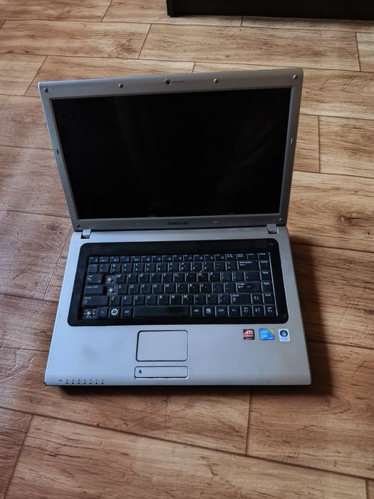 Laptop.    Samsung