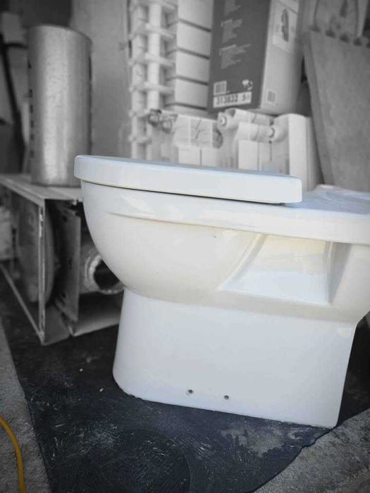 Louça para casa de banho adaptada