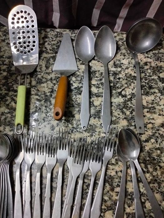 Louças Sacavém Coimbra vista alegre entre outras