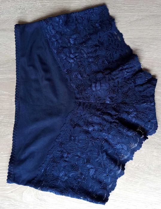 Bielizna modelująca z koronką L-XL Nowa