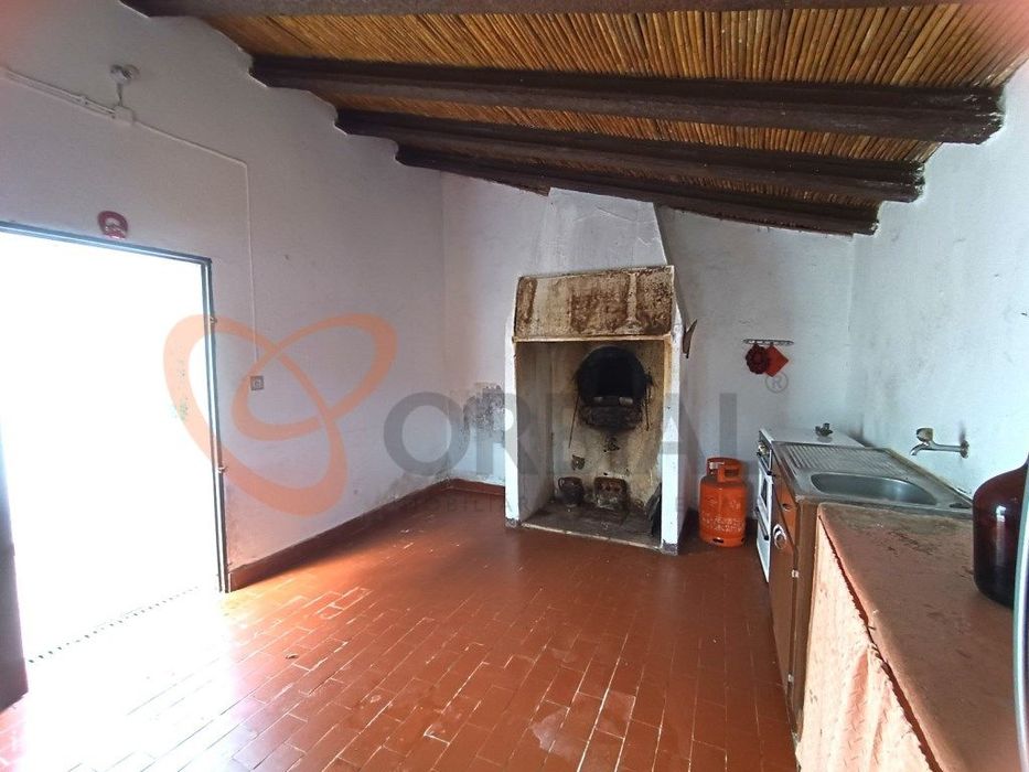 Moradia V3 com barragem para venda em Alte