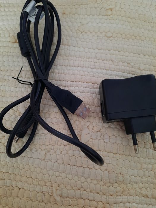 Kabel z ładowarką USB