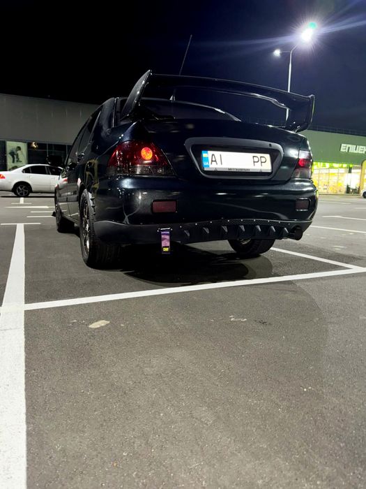 Mitsubishi Lancer