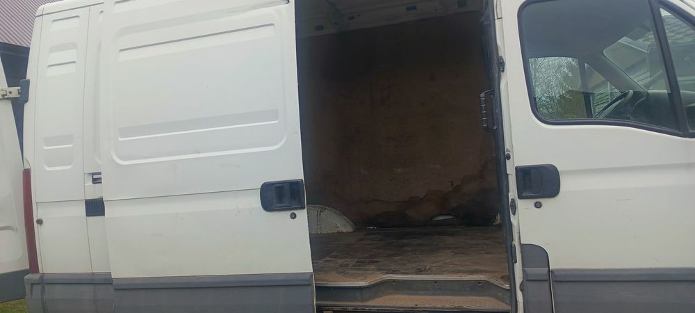 Iveco DAILY 35S12
