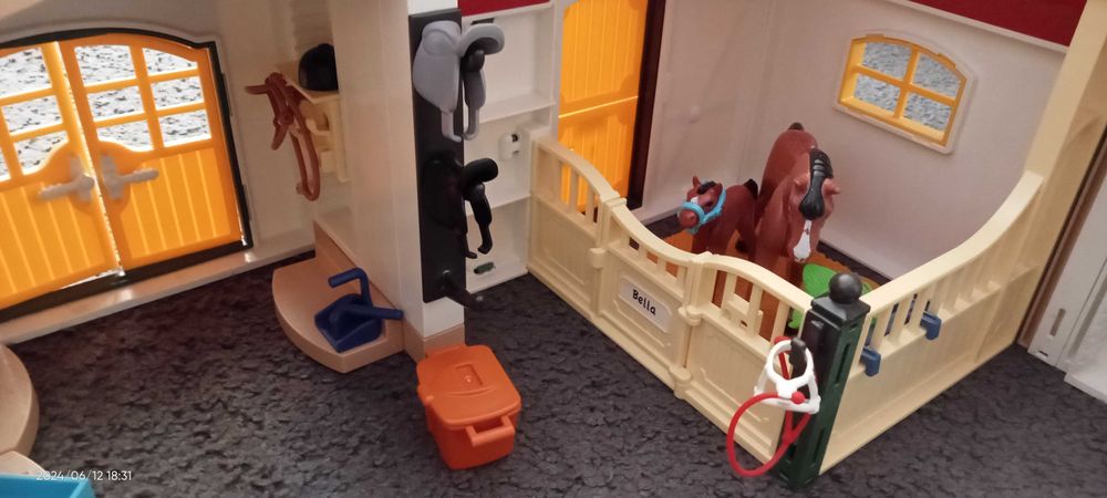 Playmobil 6926 stajnia