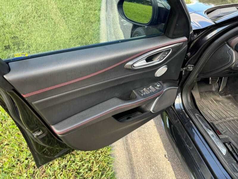 2018 Alfa Romeo Giulia Quadrifoglio