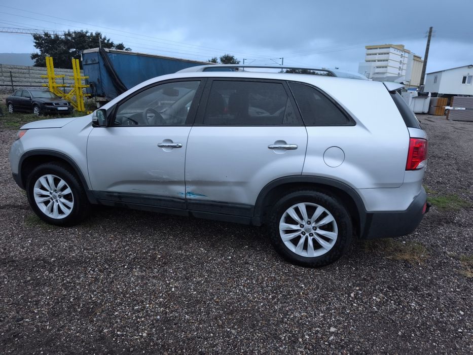 KIA Sorento 2.2 197cv avariado