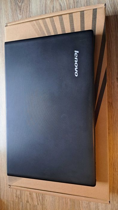 Laptop Lenovo G710
