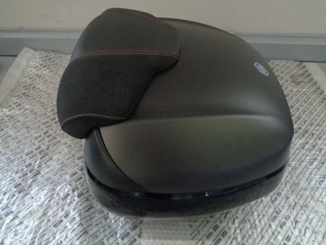 Oryginalny kufer Piaggio Mp3 X10 Nowy Model 125-500cc