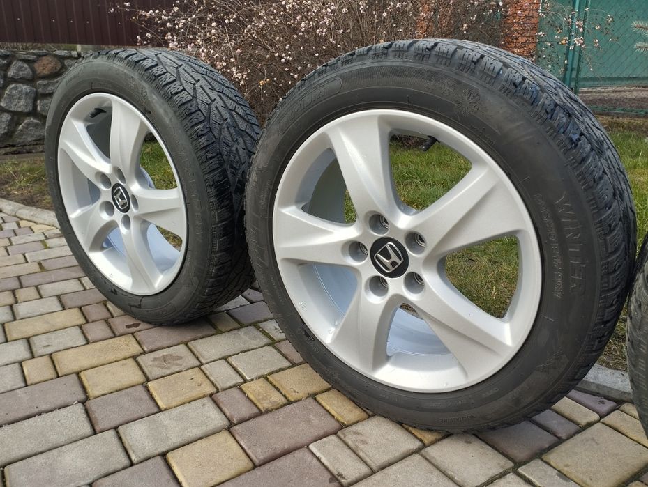 225 50 17 шини+ диски