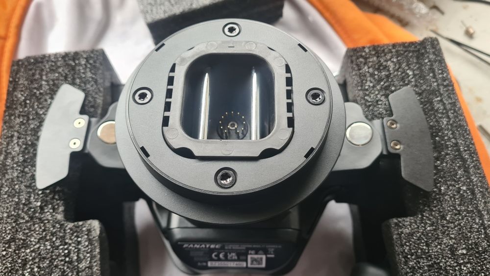 Fanatec volante clubsport f1 v2 qr2