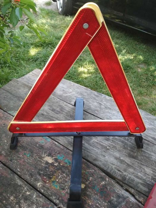 Продам Знаки Аварійної Зупинки