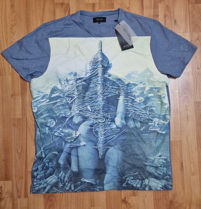 Beksiński Bytom  t shirt 3xl nowy
Metki.
