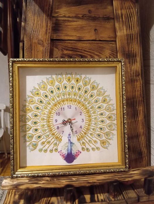 Продам настенные часы