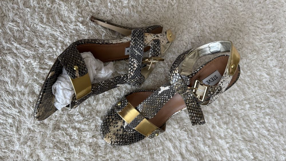 Босоніжки Steve Madden розмір 37-38