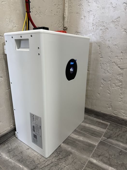 Акумуляторна батарея SE-F12-С Deye (LiFePO4 51,2V 230Ah 11.8 kWh)