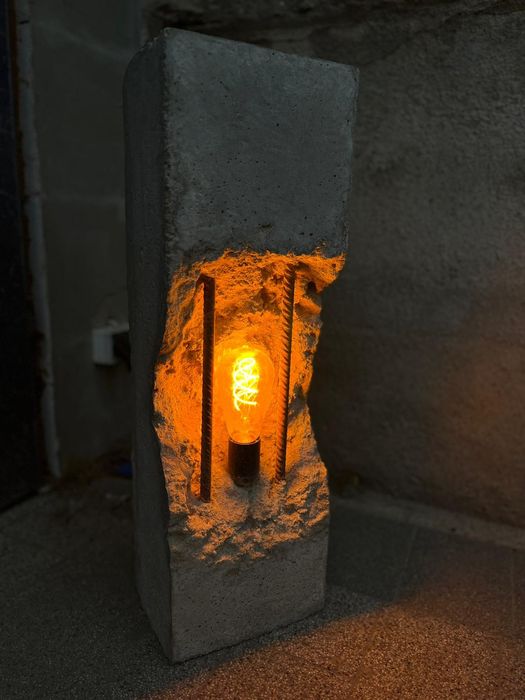 Lampa loft beton industrialna
