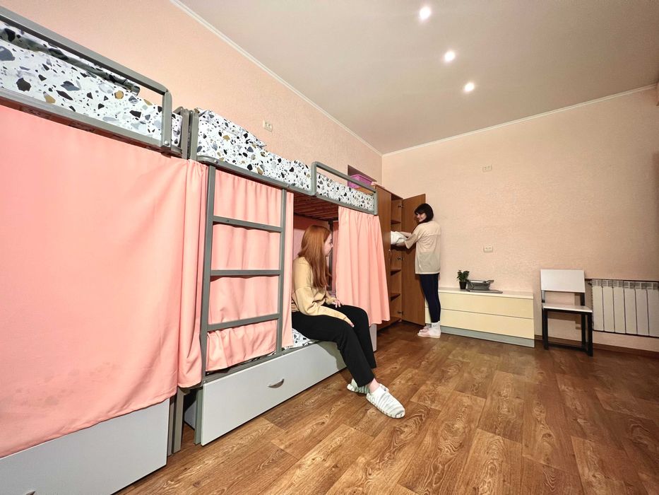 Выгодный хостел в Киеве, 1 этаж, подключены к свету!