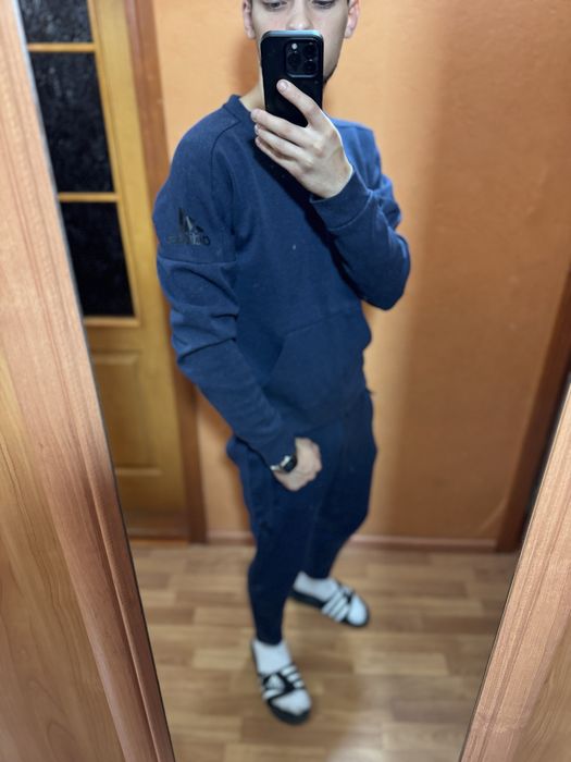 Продам Костюм Adidas XS