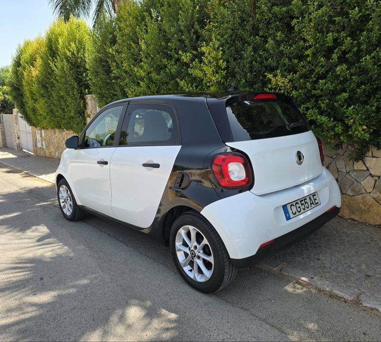 Smart forfour 999 c.c 50 mil kms ,2019 . 1DONO.