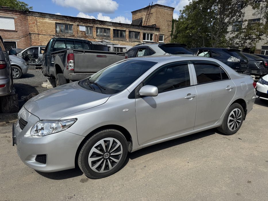 Крило заднє ліве праве четверть Toyota Corolla e150 1.6 розборка