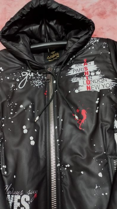 Куртка жіноча демісезонна