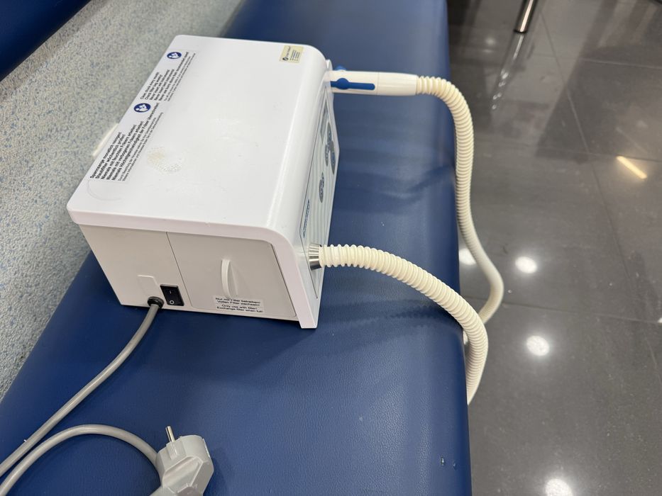 Máquina de limagem de unhas com aspiração