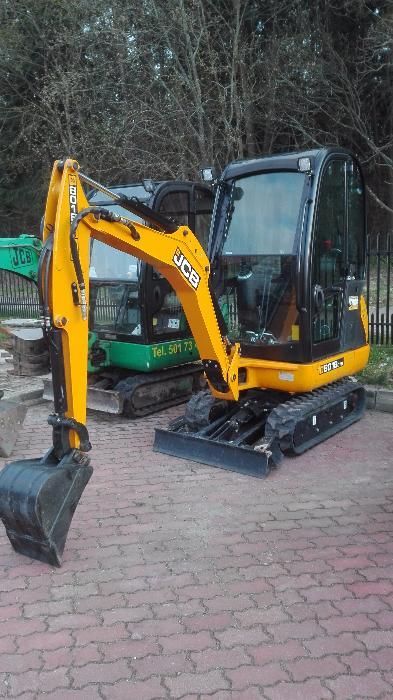 Usługi koparką MINI CAT 301.8 Minikoparka