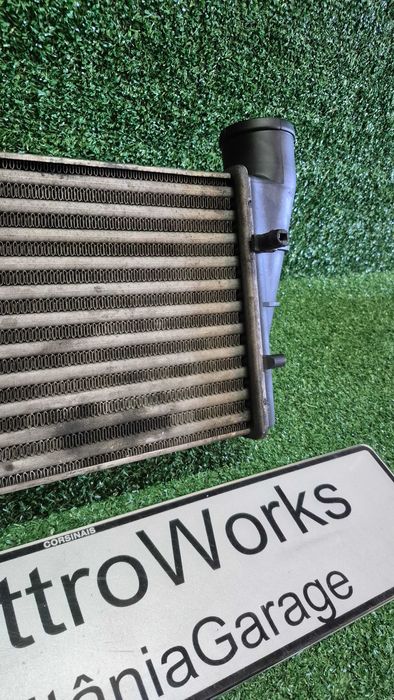 Intercooler Original Audi Volkswagen 1.8T 1.9 TDI Ref. 058.145805A em excelente estado