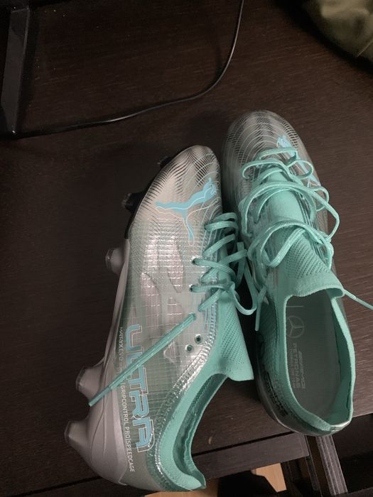 Chuteira de Cuma Ultra-Nunca usadas(campo/FG)