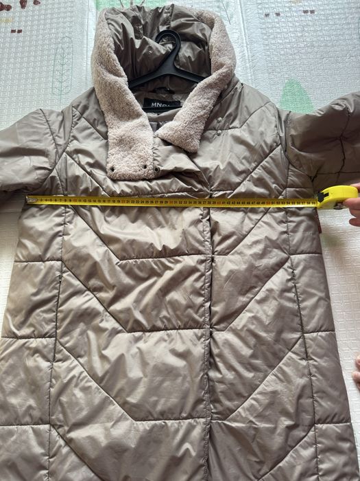 Пальто жіноче бежеве