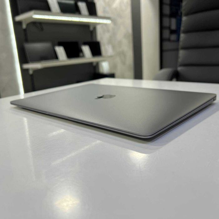 美品MacBook Air A2337 M1 16/500GB スペースグレイ MacBook Air M1 - Купить Макбук Эир М1 БУ в Україні ✔️ GetApp