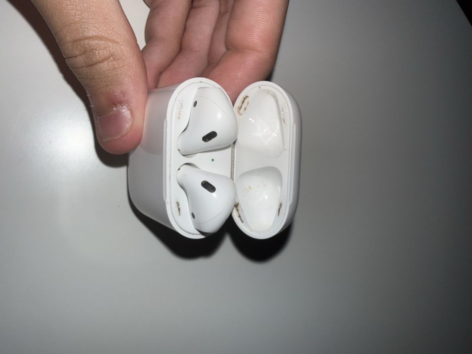 Apple airpods gen1