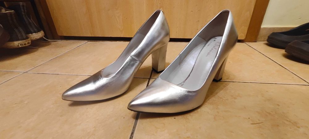 Buty damskie srebrne skórzane Polański
