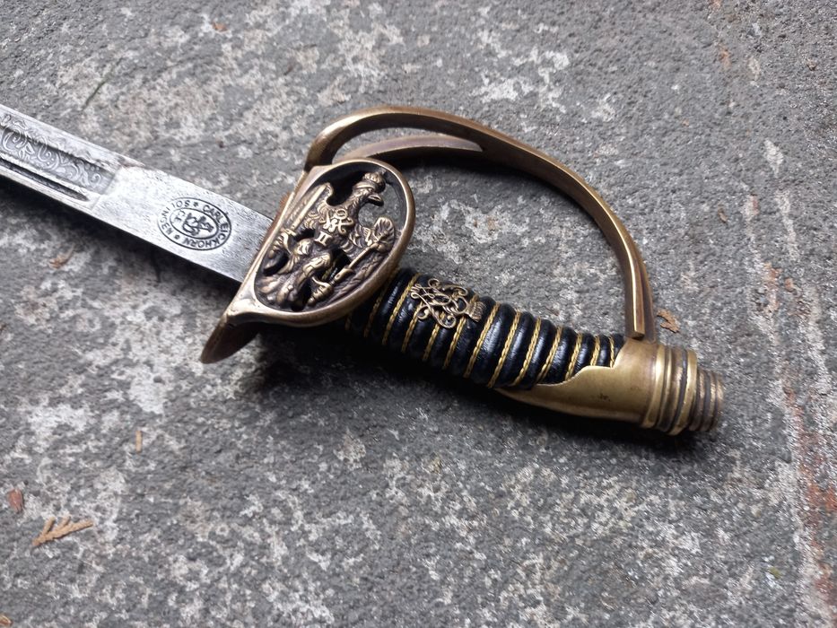 Szpada pruska z orłem