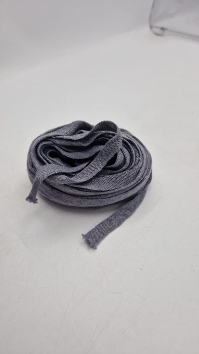 Sznurek/taśma szary kupon 15 m.x 1 cm.