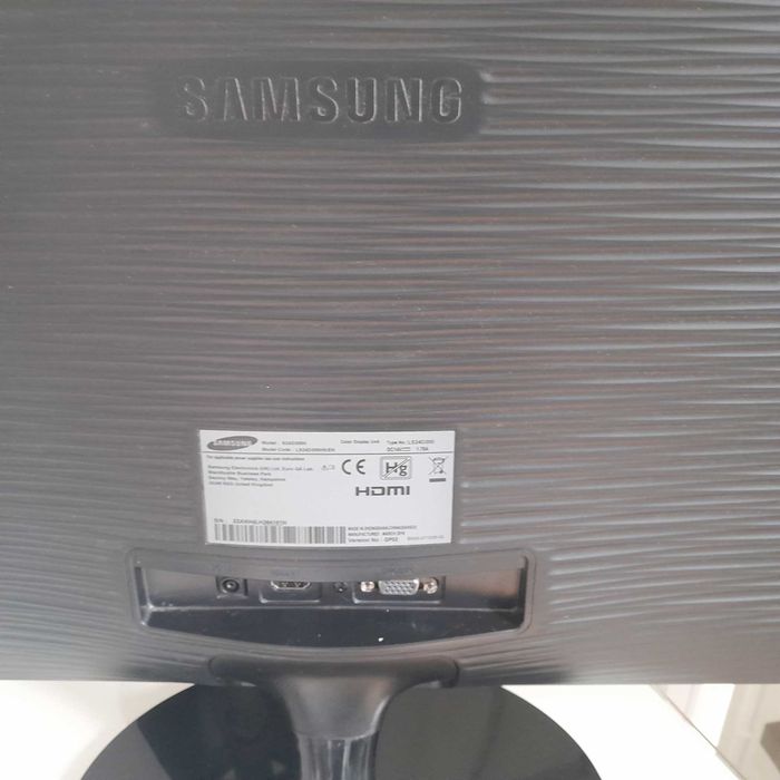 Monitor Samsung S24D300H