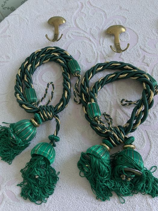 Подхваты для гардин