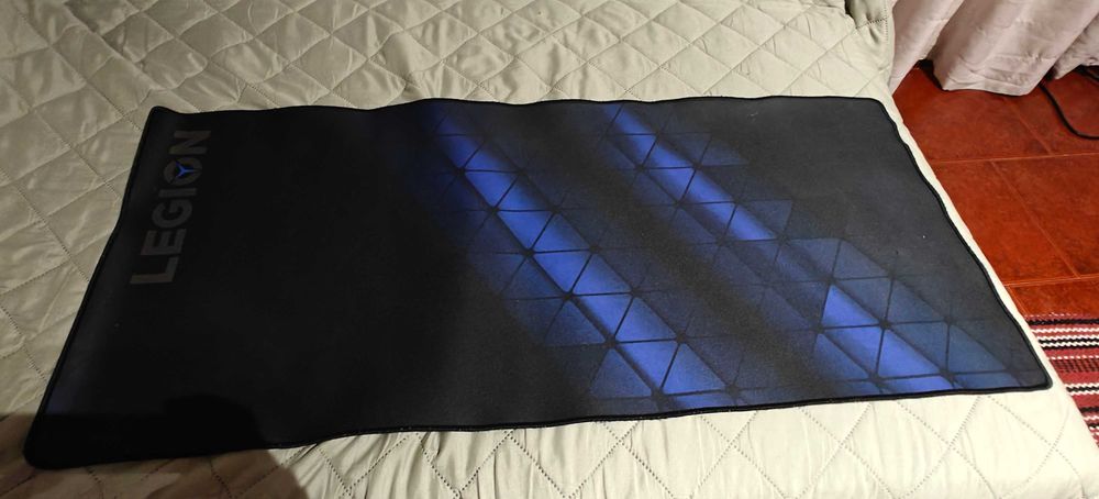 Tapete Gaming Legion 90x40 —Bom Estado