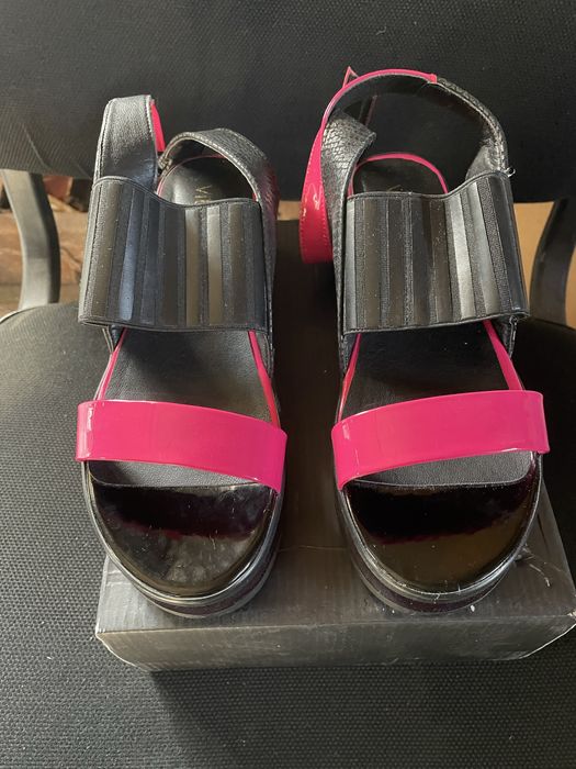 Жіночі босонішки стан нових