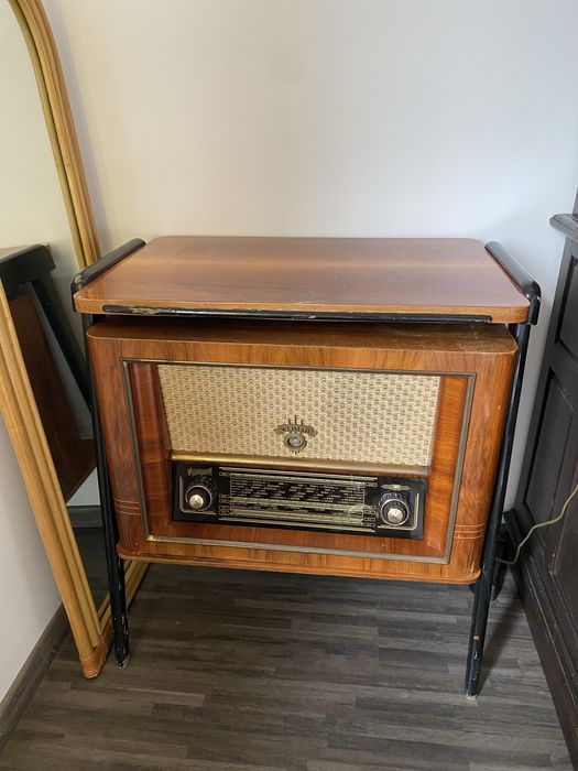 Szafka prl plus radio