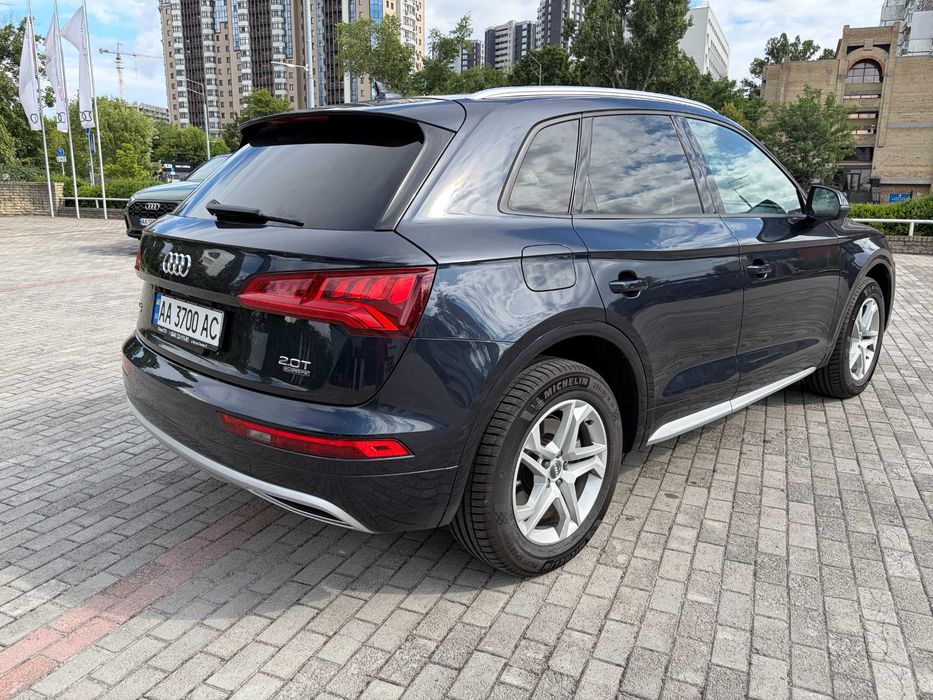 AUDI Q5 2017 2.0 S-tronic