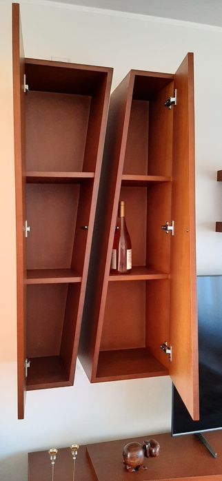 2 Moveis de parede tv