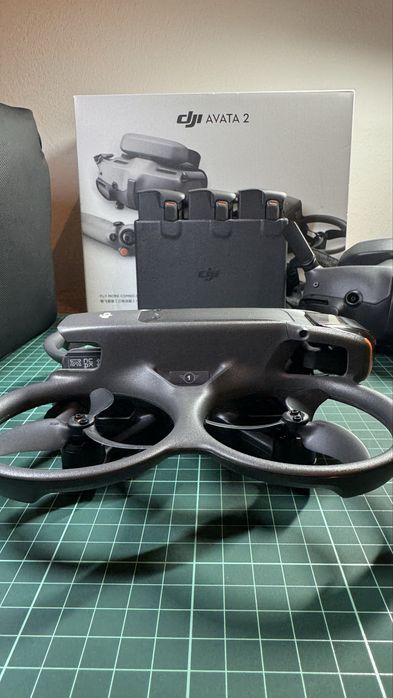 Drone Avata 2 Fly More Combo
