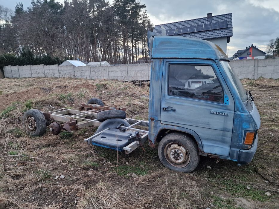 Mercedes MB100 2.4