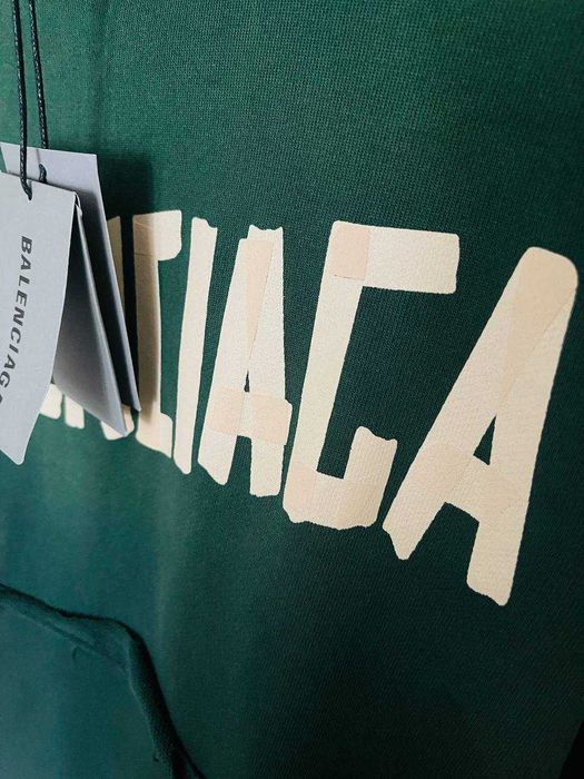 Zielona bluza z kapturem Balenciaga