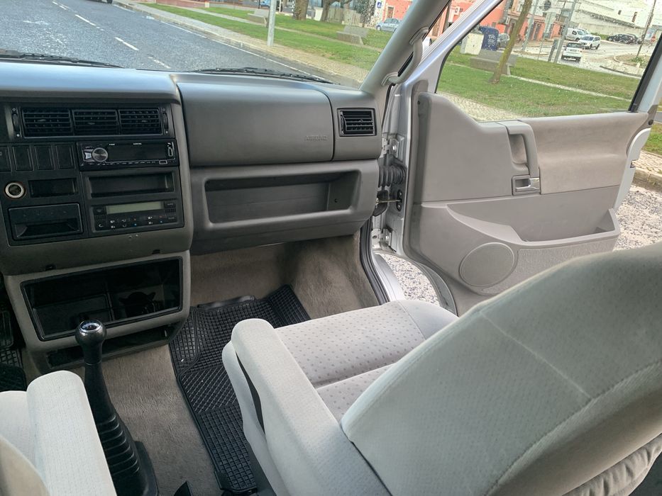 VW T4  Transporter CARAVELLE 2.5 TDI  estimado