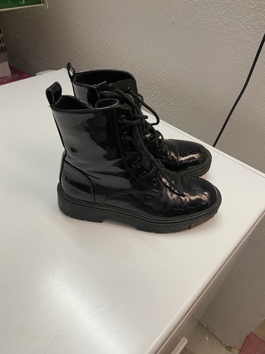 Botas pretas da primark