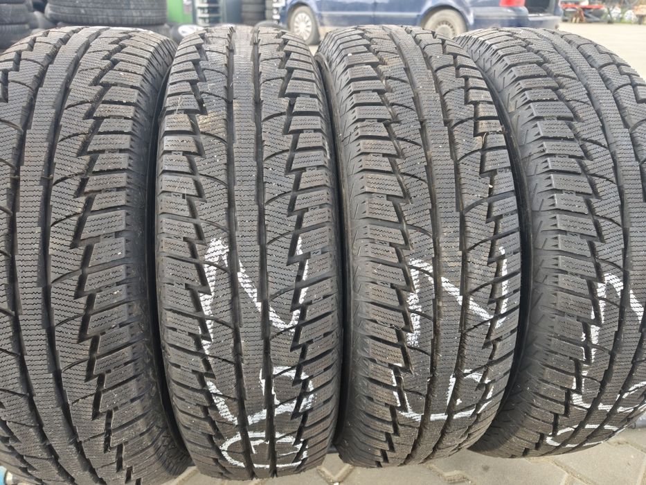 215/70r16 Superia bluewin SUV zima 4 szt nr Z 90